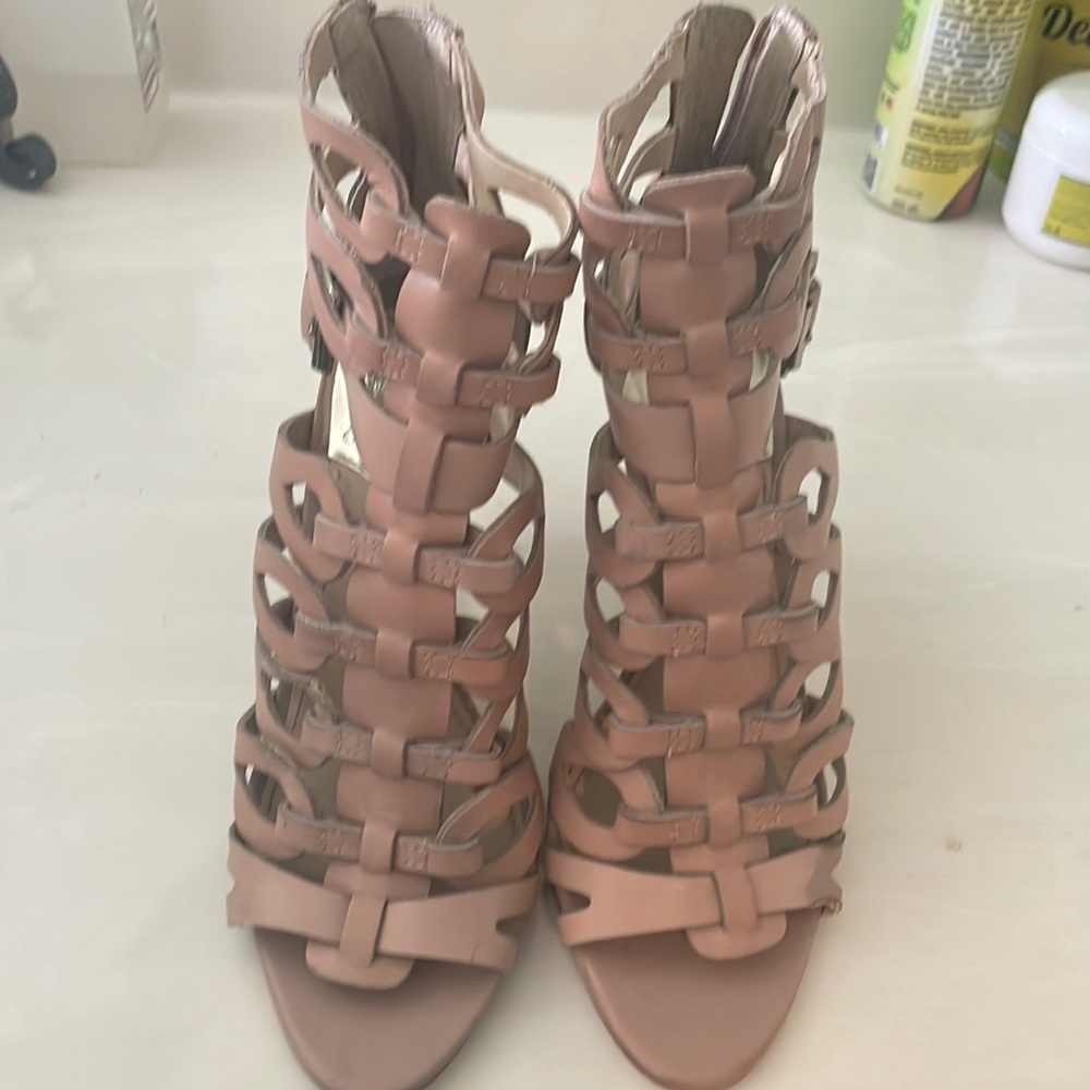 Vince  shoehorn size 7